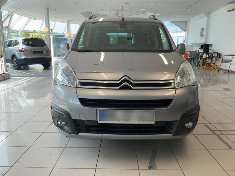 Citroen Berlingo 1.6 Blue-HDi Shine 2017 – снимка 14
