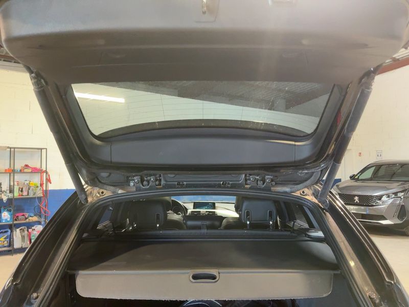 BMW 3er 330d xDrive M Sport 2016 – снимка 10