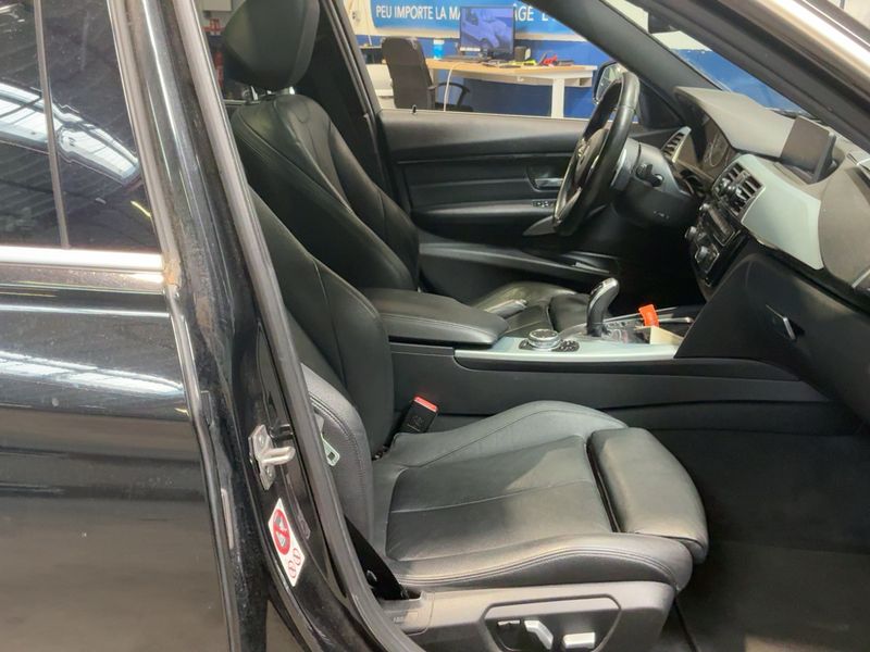 BMW 3er 330d xDrive M Sport 2016 – снимка 11
