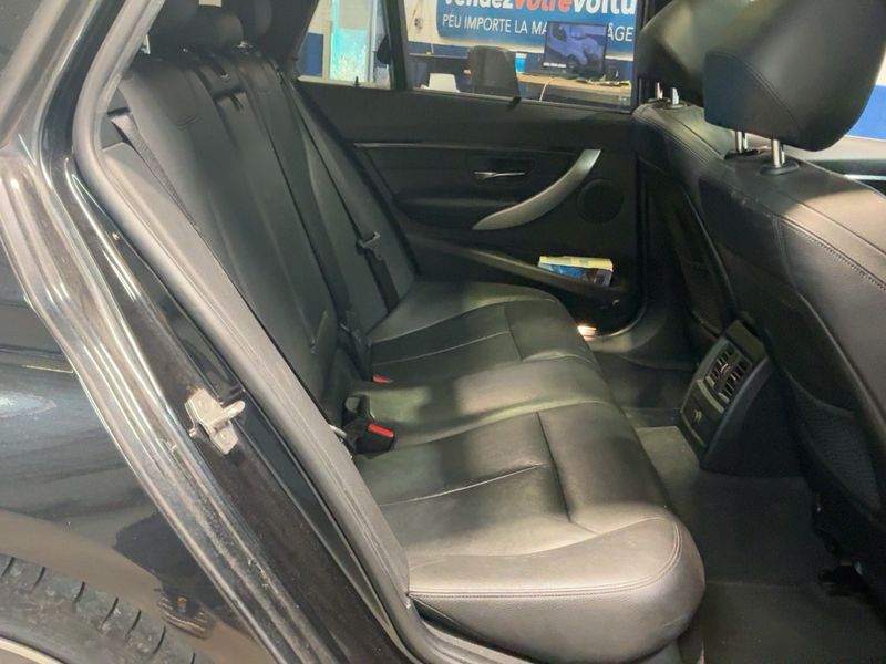 BMW 3er 330d xDrive M Sport 2016 – снимка 14