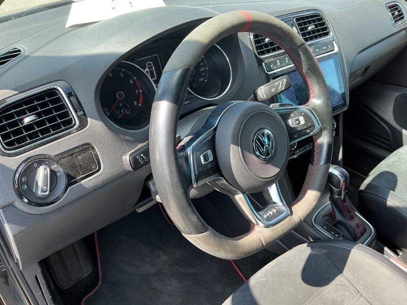Volkswagen Polo 1.8 TSI GTI BlueMotion Tech 2017 – снимка 22