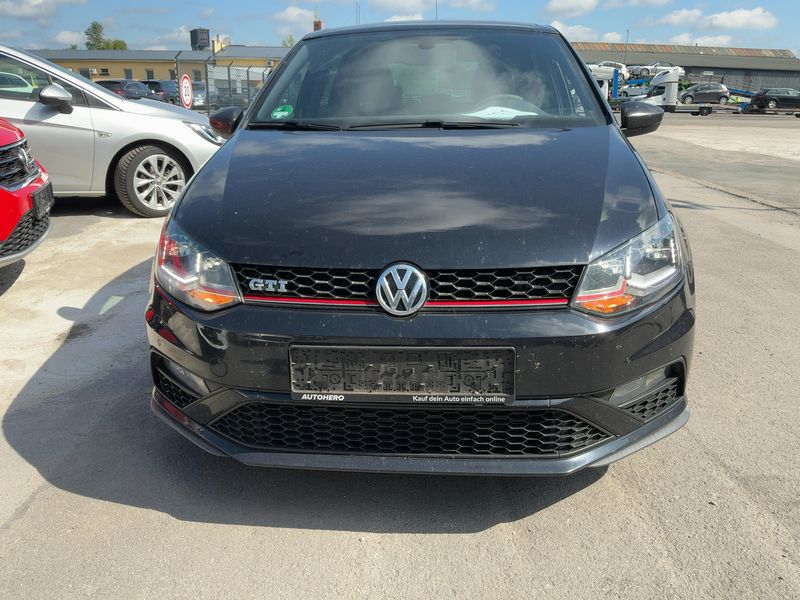 Volkswagen Polo 1.8 TSI GTI BlueMotion Tech 2017 – снимка 14