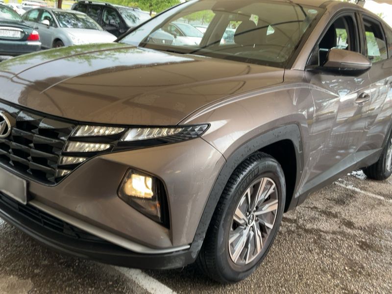 Hyundai Tucson 1.6 T-GDI Klass 2WD 2023 – снимка 2