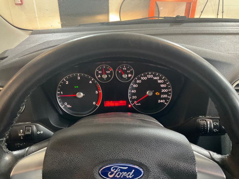 Ford Focus 1.6 TDCi 2007 – снимка 4