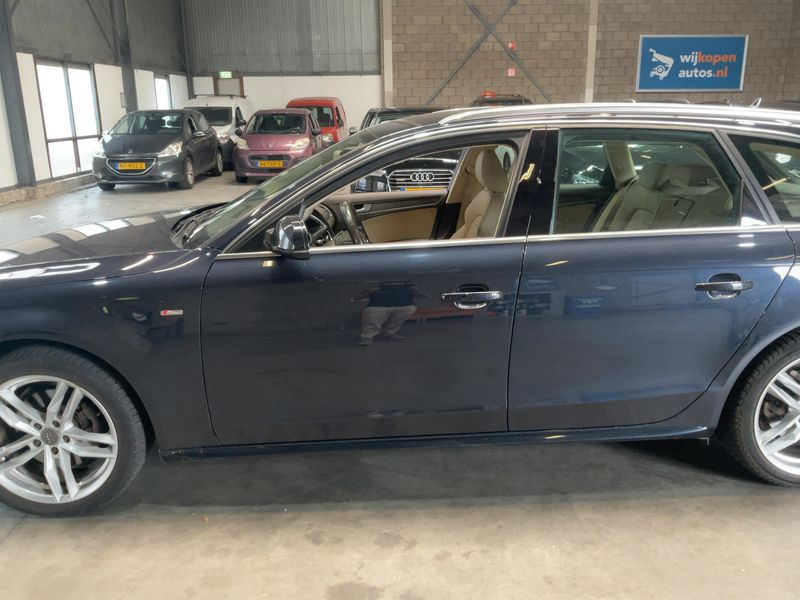 Audi A4 2.0 TDI Attraction 2014 – снимка 4