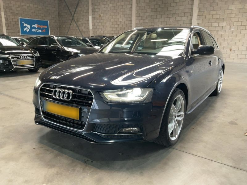 Audi A4 2.0 TDI Attraction 2014