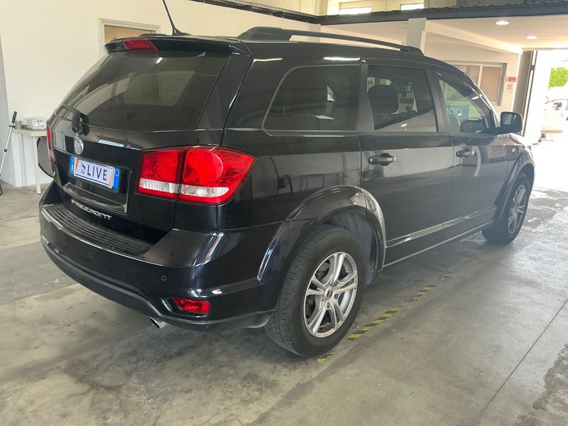 Fiat Freemont 2.0 Multijet Urban 2011 – снимка 2