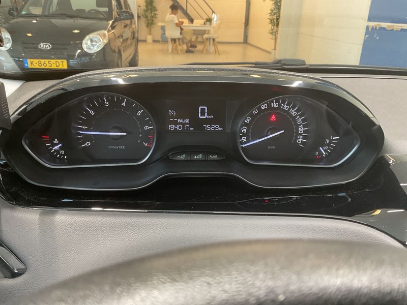 Peugeot 208 1.2 e-VTi Active 2016 – снимка 4