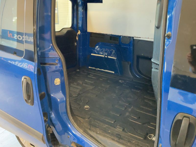 Opel Combo 1.6 CDTI Kasten L1H1 2,4t 2016 – снимка 19