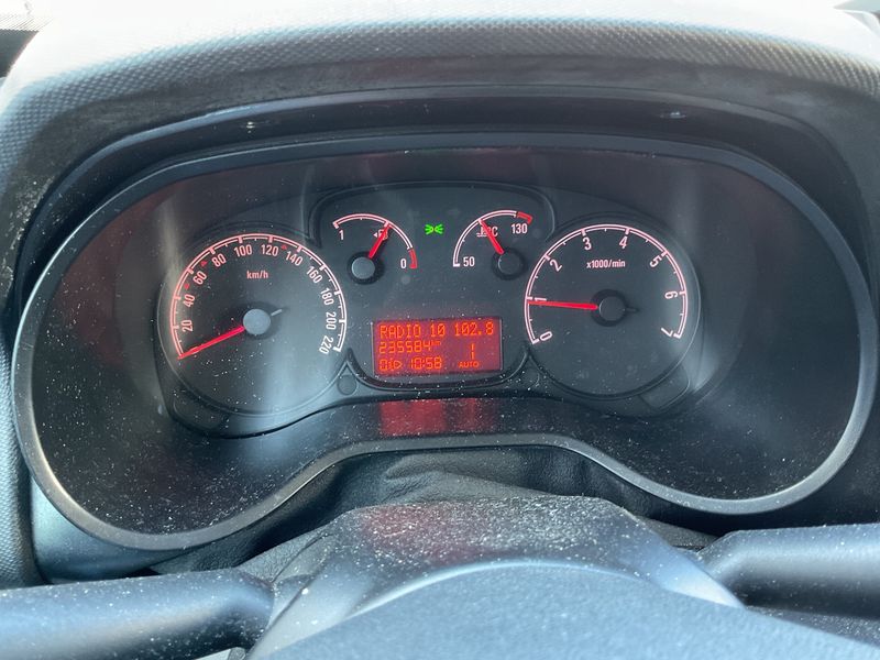 Opel Combo 1.6 CDTI Kasten L1H1 2,4t 2016 – снимка 18