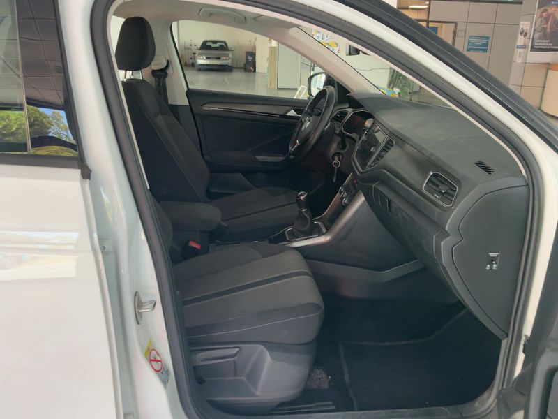 Volkswagen T-Roc 1.0 TSI Style 2018 – снимка 16