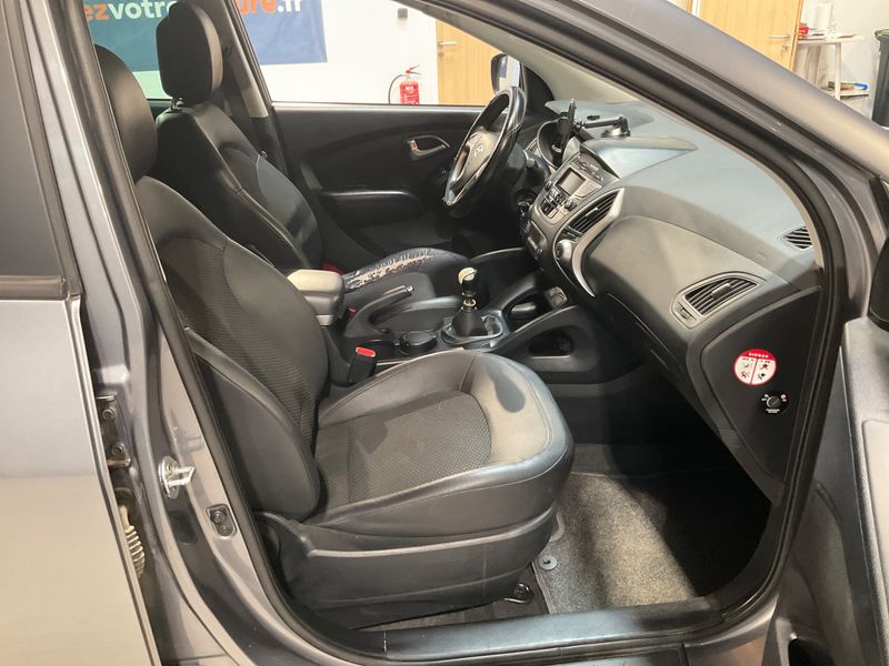 Hyundai ix35 1.7 CRDi Comfort 2WD 2012 – снимка 3