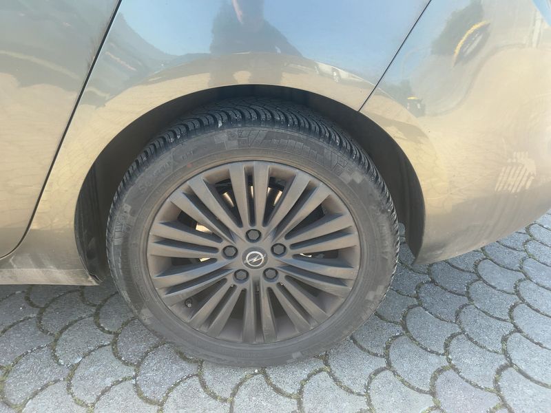 Opel Zafira Tourer 1.6 CDTI Innovation Start/Stop 2019 – снимка 5
