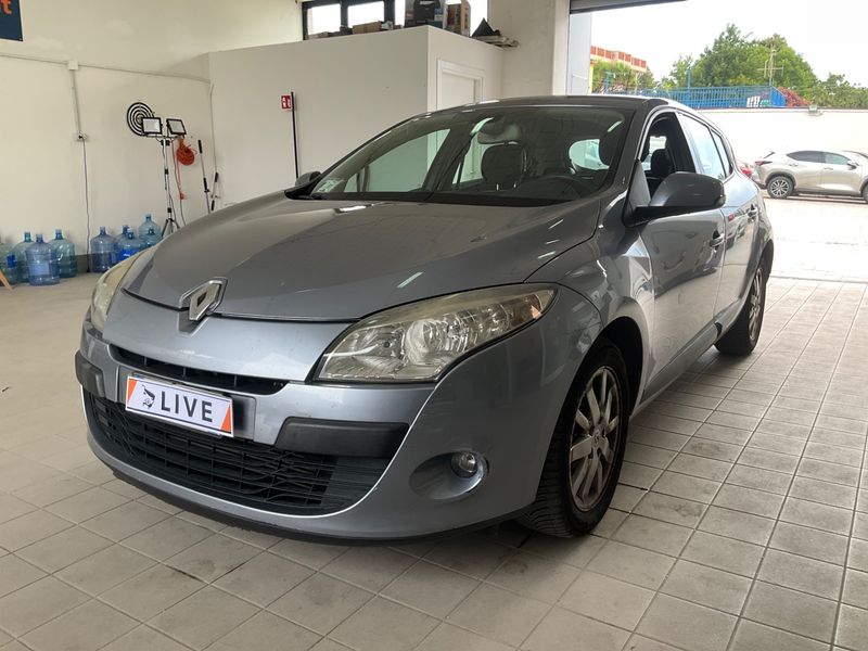 Renault Megane 1.5 dCi Luxe 2009 – снимка 1