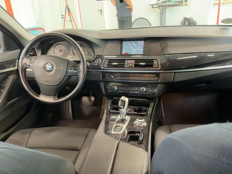 BMW 5er 520d 2013 – снимка 17