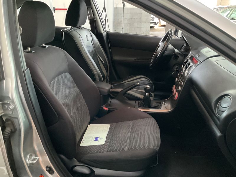 Mazda 6 2.0 Diesel CRTD 120 Active 2005 – снимка 3