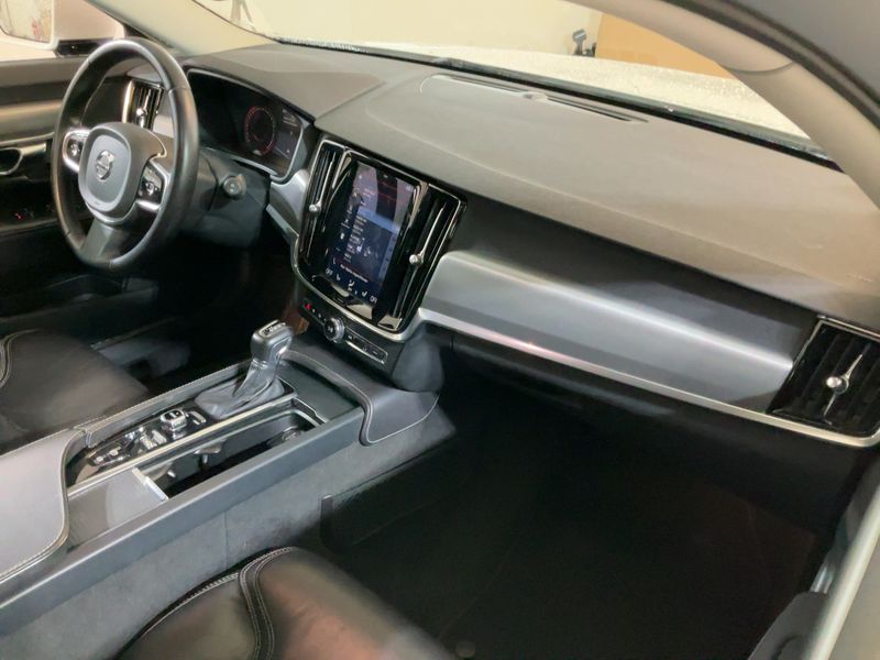 Volvo V90 2.0 D4 Momentum 2017 – снимка 18