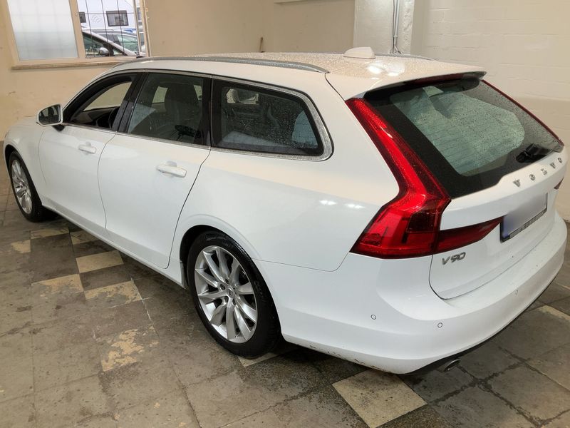 Volvo V90 2.0 D4 Momentum 2017 – снимка 6