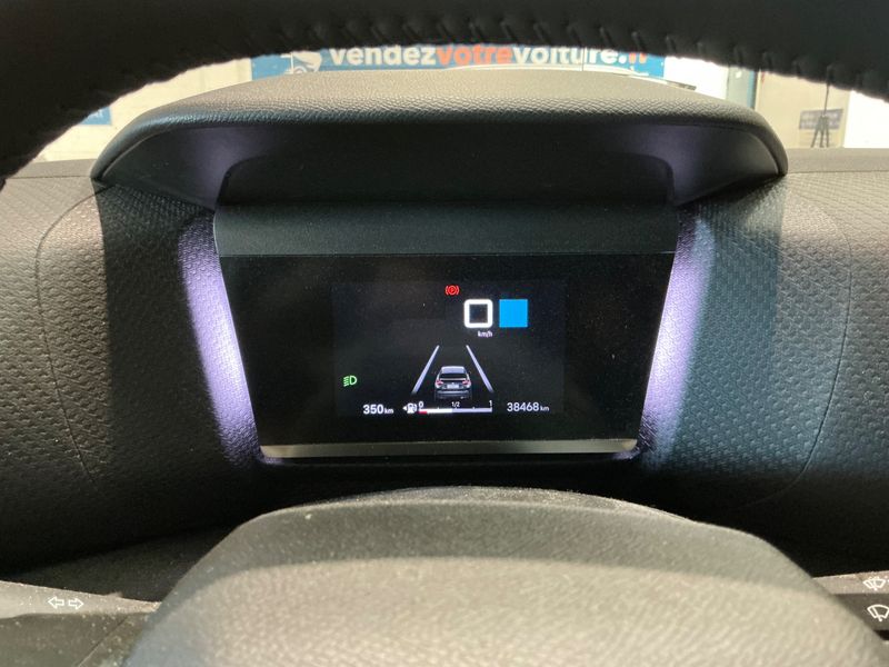 Citroen C4 1.2 PureTech C-Series 2023 – снимка 18