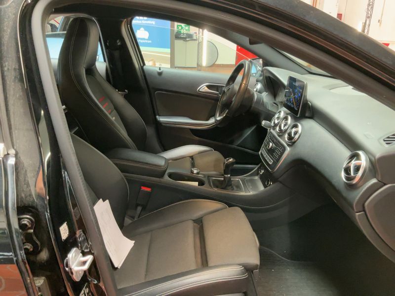 Mercedes-Benz A-Klasse A 180 CDI BlueEfficiency Style 2017 – снимка 16
