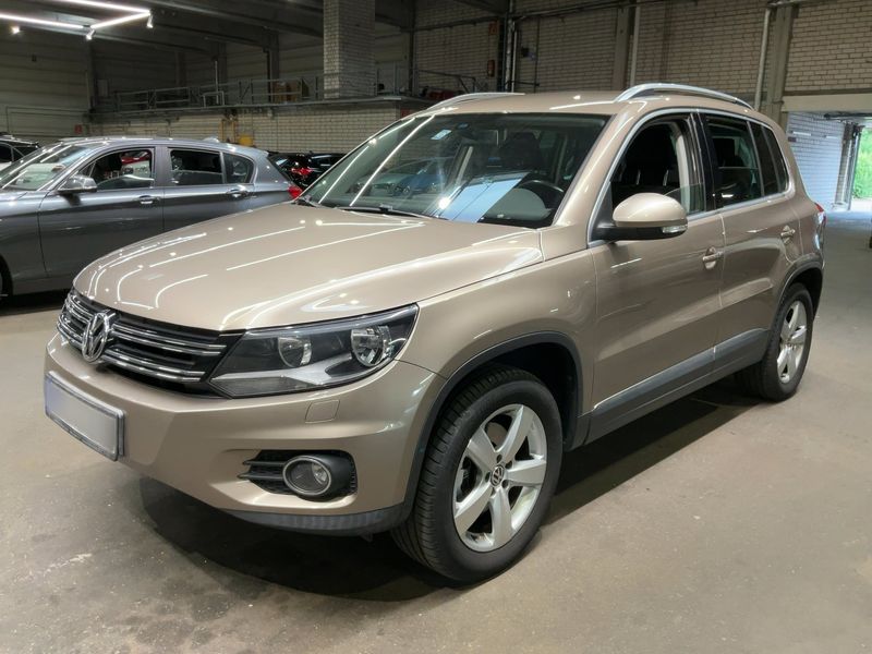 Volkswagen Tiguan 2.0 TDI Track & Style 4Motion 2011