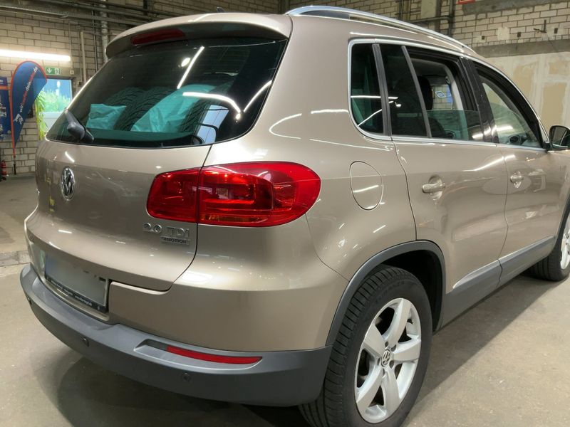 Volkswagen Tiguan 2.0 TDI Track & Style 4Motion 2011 – снимка 8