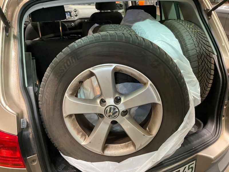 Volkswagen Tiguan 2.0 TDI Track & Style 4Motion 2011 – снимка 15
