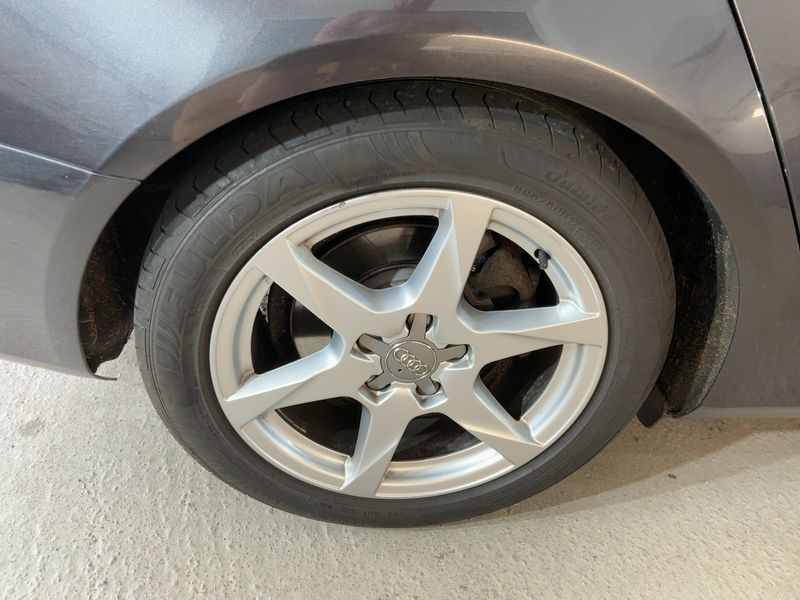 Audi A4 2.0 TDI Ambition 2011 – снимка 9