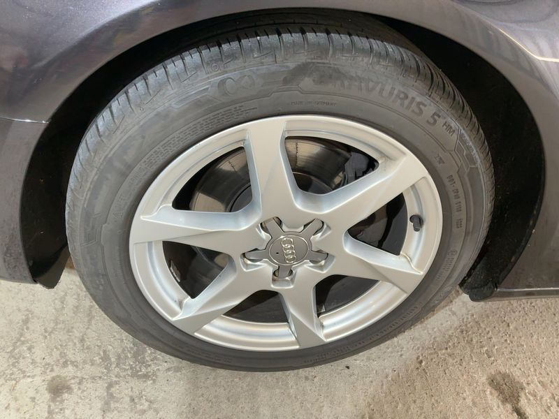 Audi A4 2.0 TDI Ambition 2011 – снимка 3