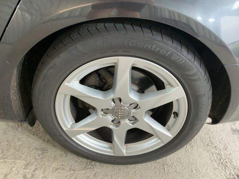 Audi A4 2.0 TDI Ambition 2011 – снимка 5