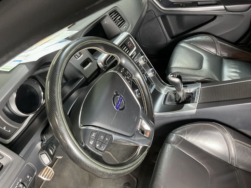 Volvo S60 2.0 D4 Momentum 2017 – снимка 30