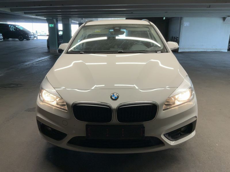 BMW 2er 216i Active Tourer Advantage 2016 – снимка 14