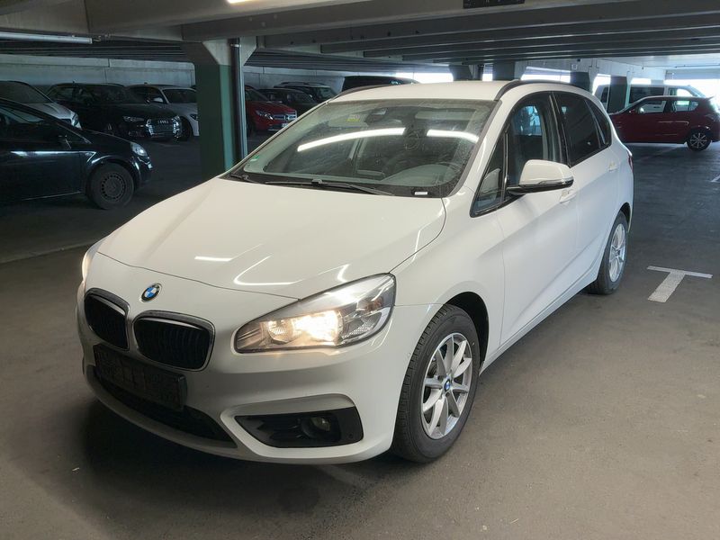 BMW 2er 216i Active Tourer Advantage 2016 – снимка 1