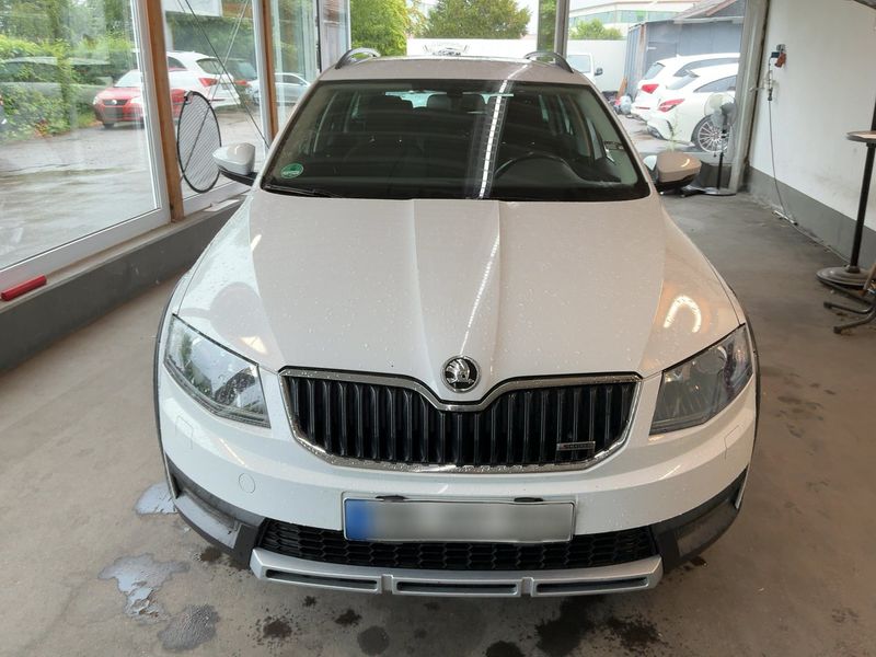 Skoda Octavia 2.0 TDI Scout 4x4 2016 – снимка 14