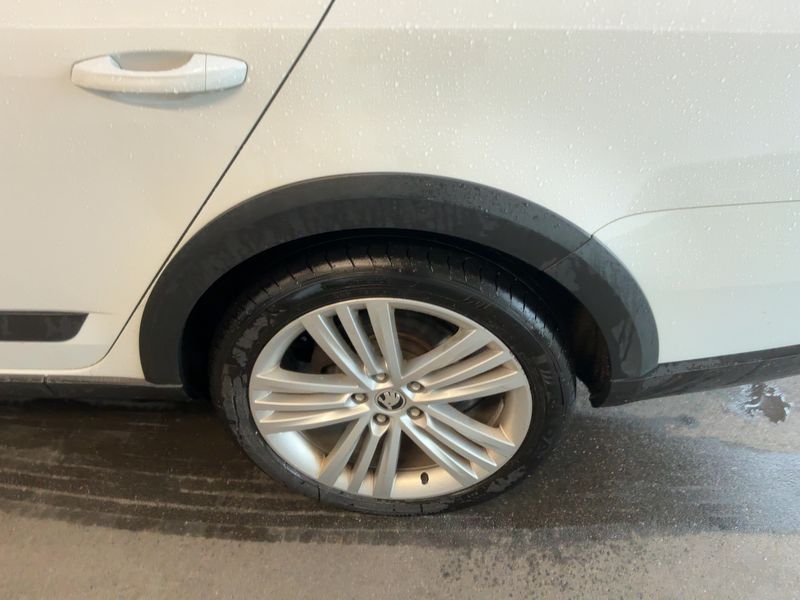 Skoda Octavia 2.0 TDI Scout 4x4 2016 – снимка 5