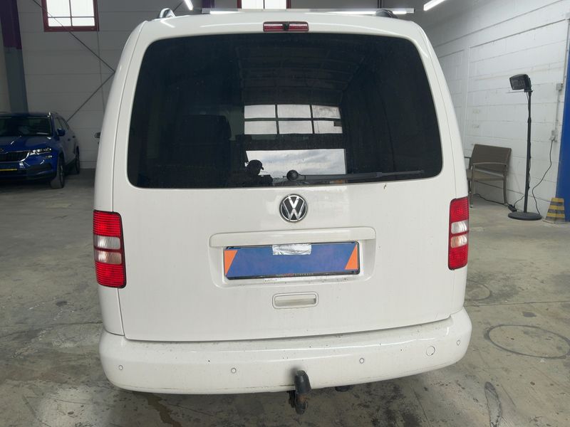 Volkswagen Caddy 1.6 TDI Maxi JAKO-O Trendline 2013 – снимка на щета 7