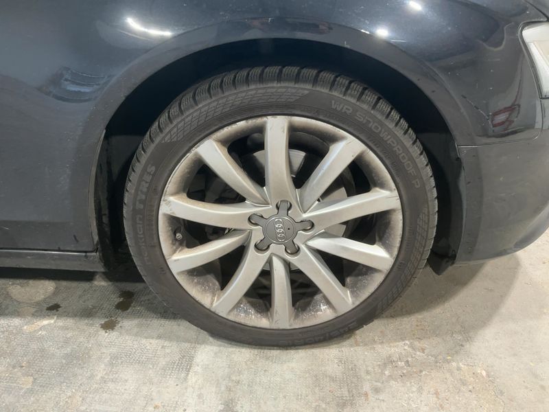 Audi A4 2.0 TDI Advanced 2013 – снимка 19