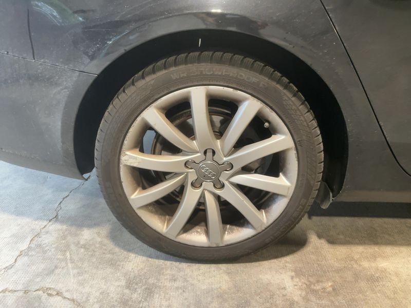 Audi A4 2.0 TDI Advanced 2013 – снимка 18