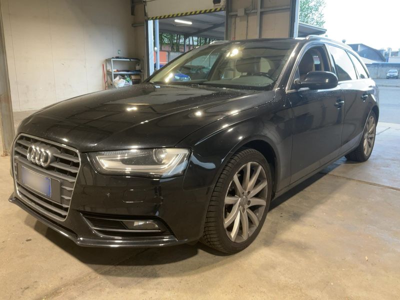 Audi A4 2.0 TDI Advanced 2013 – снимка 2