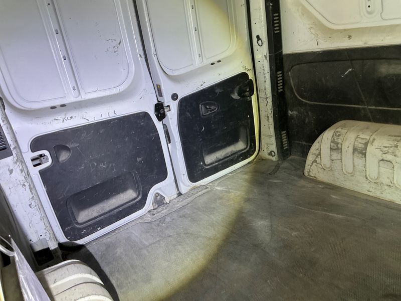 Renault Trafic 1.6 dCi L1H1 2,7t Komfort 2016 – снимка 31