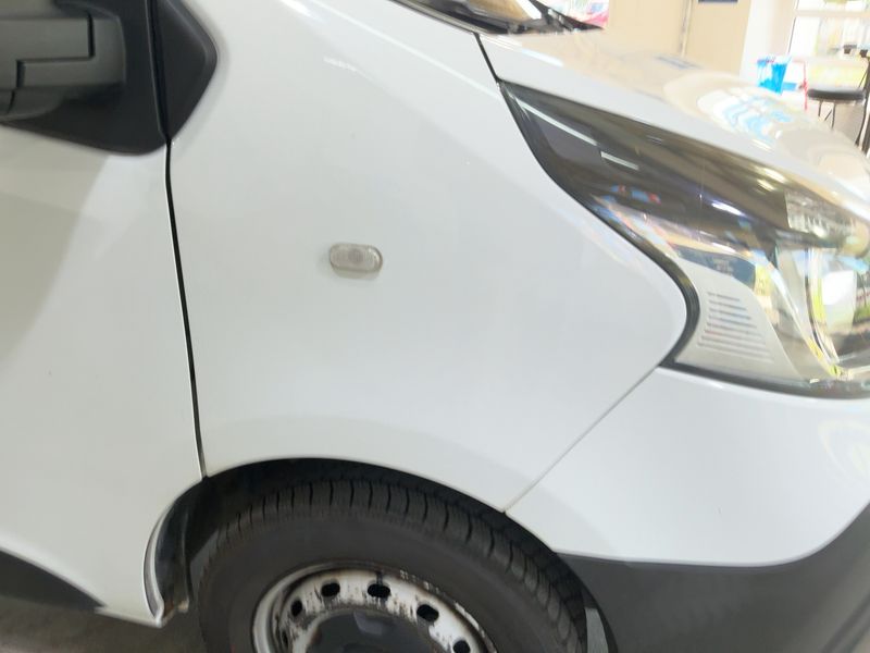 Renault Trafic 1.6 dCi L1H1 2,7t Komfort 2016 – снимка 12