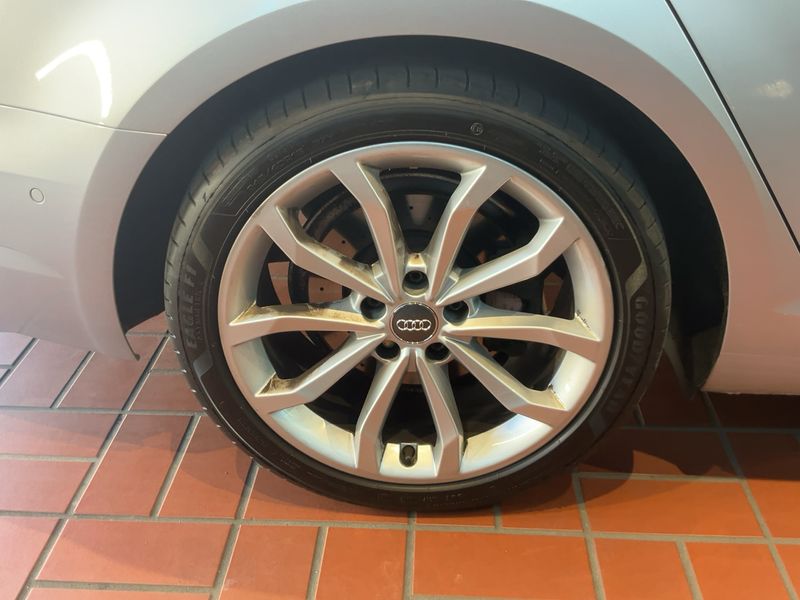 Audi A4 2.0 TFSI ultra Sport 2017 – снимка 9