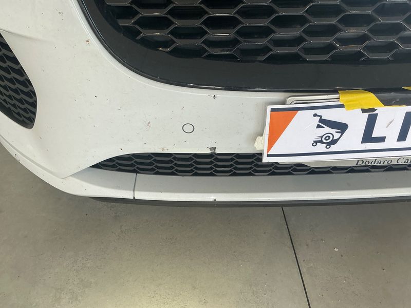 Jaguar E-Pace D180 Chequered Flag AWD 2020 – снимка 23