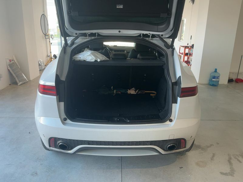 Jaguar E-Pace D180 Chequered Flag AWD 2020 – снимка 15