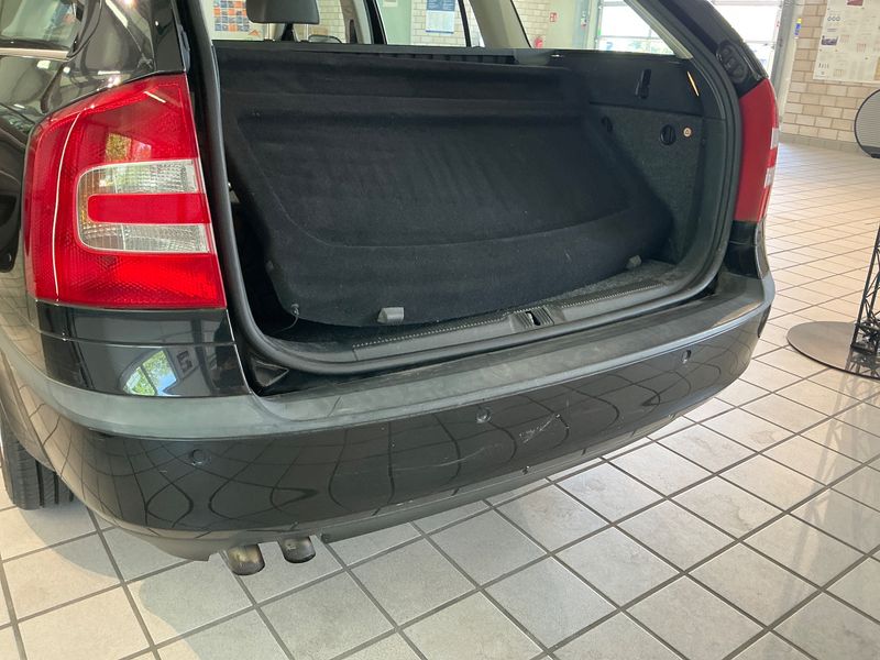 Skoda Octavia 1.9 TDI Elegance 2005 – снимка 33