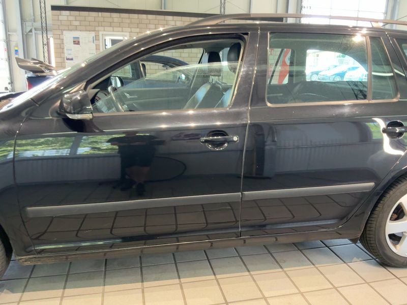 Skoda Octavia 1.9 TDI Elegance 2005 – снимка 4