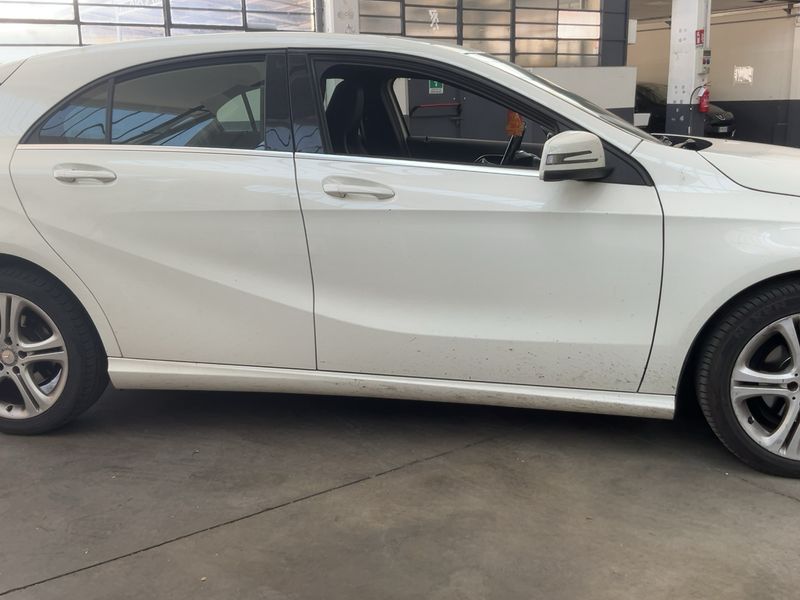 Mercedes-Benz A-Klasse A 180 CDI BlueEfficiency Urban 2013 – снимка 10