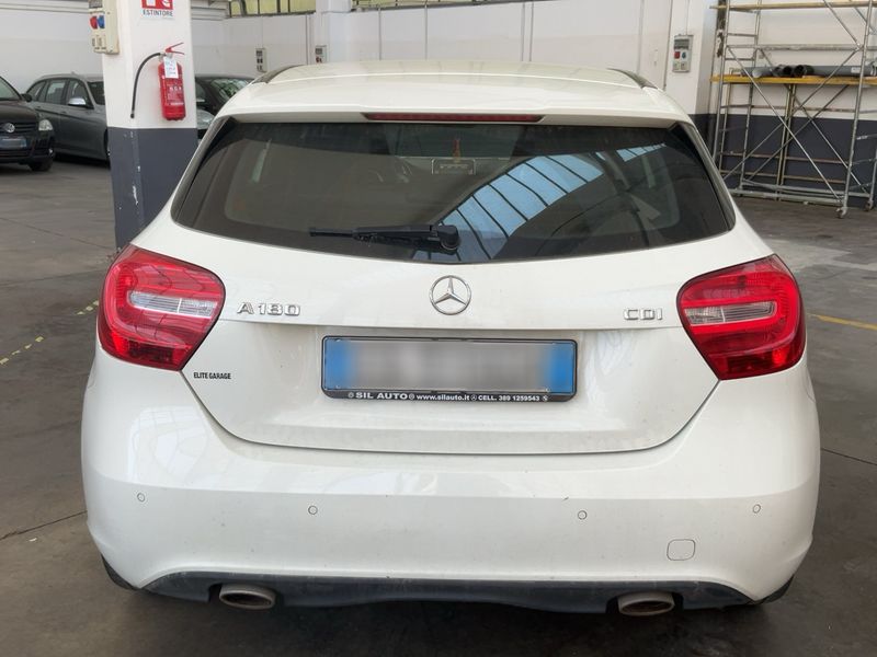 Mercedes-Benz A-Klasse A 180 CDI BlueEfficiency Urban 2013 – снимка 7