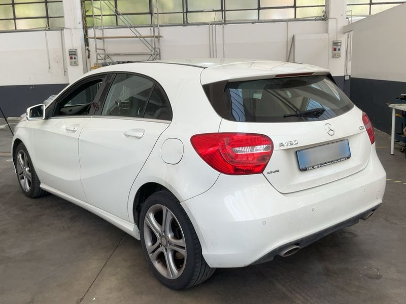 Mercedes-Benz A-Klasse A 180 CDI BlueEfficiency Urban 2013 – снимка 6