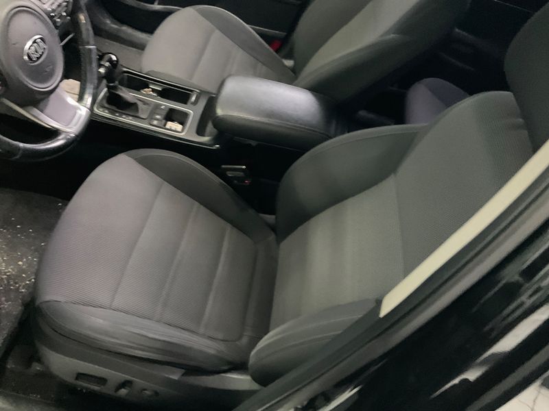 Kia Sorento 2.2 CRDi Loft 2WD 2017 – снимка 24